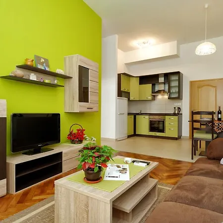 Apartment Eliana *